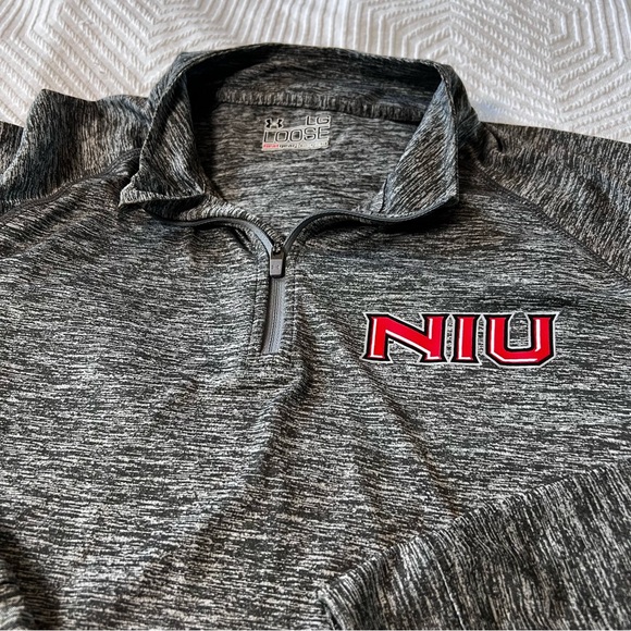 Under Armour Northern Illinois Huskies Heat Gear Quarter Zip Men’s L Gray EUC - Picture 1 of 4